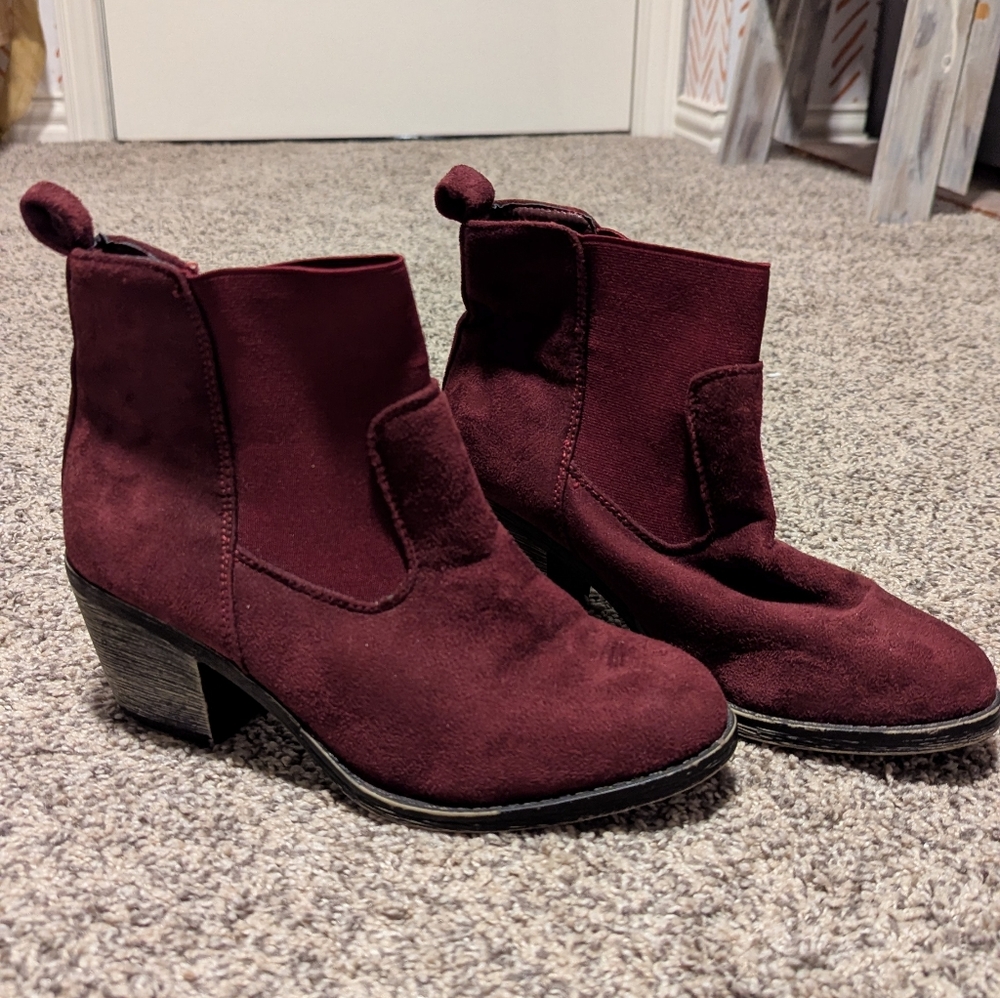 Stylish Women's Ankle Boots Bundle Size 7 - Picture 6 of 15